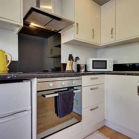 Turay Court Holiday Apartments Bournemouth Exterior photo